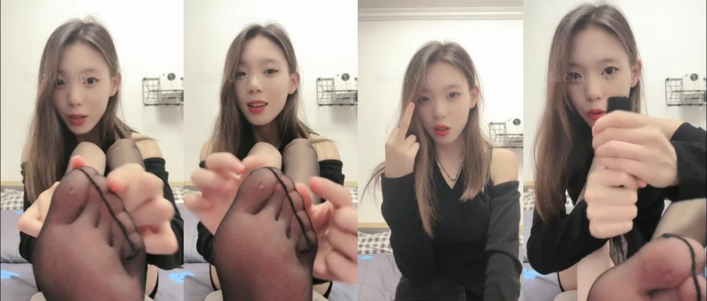 欣然莫 - 红绿灯口水盯射 - 第一视角