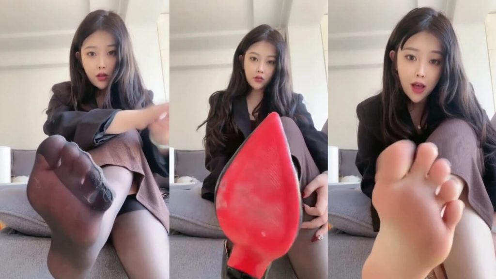 南星 - 绿帽剧情红绿灯 服侍情侣 | 第一视角