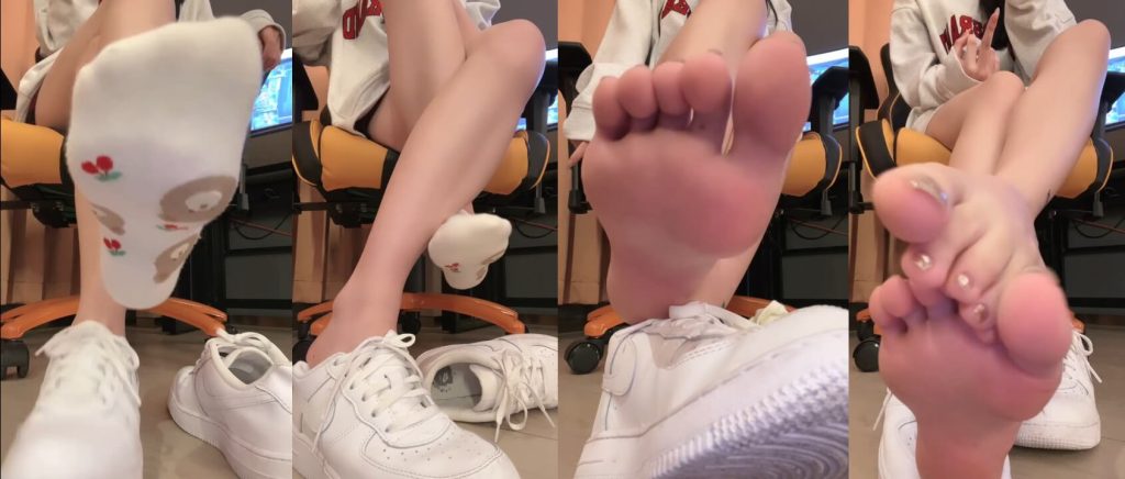 绘子 - 臭棉袜裸脚持久训练 | 第一视角