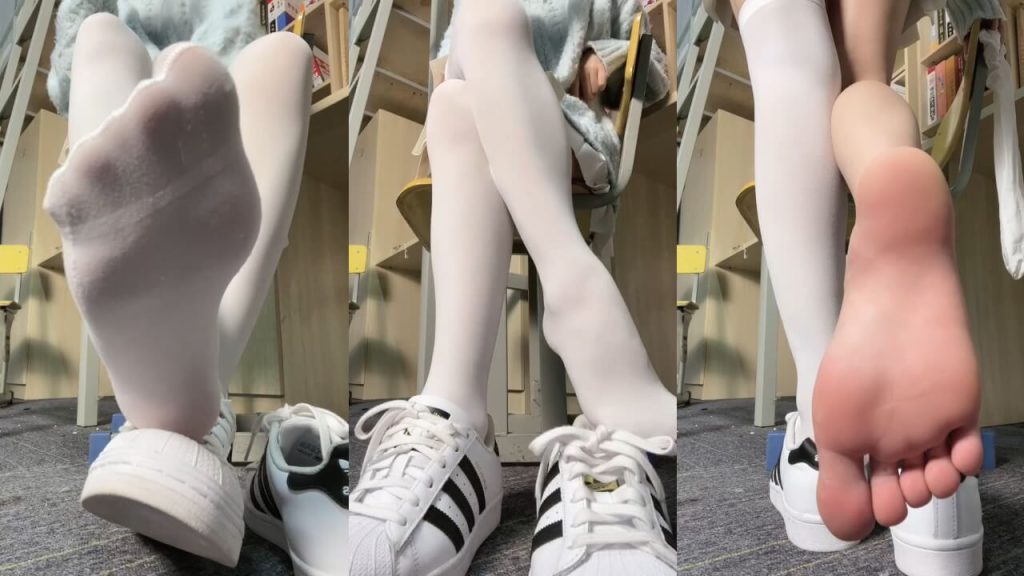 绘子 - 宿舍10s倒计时次数玩法 | 脚奴调教